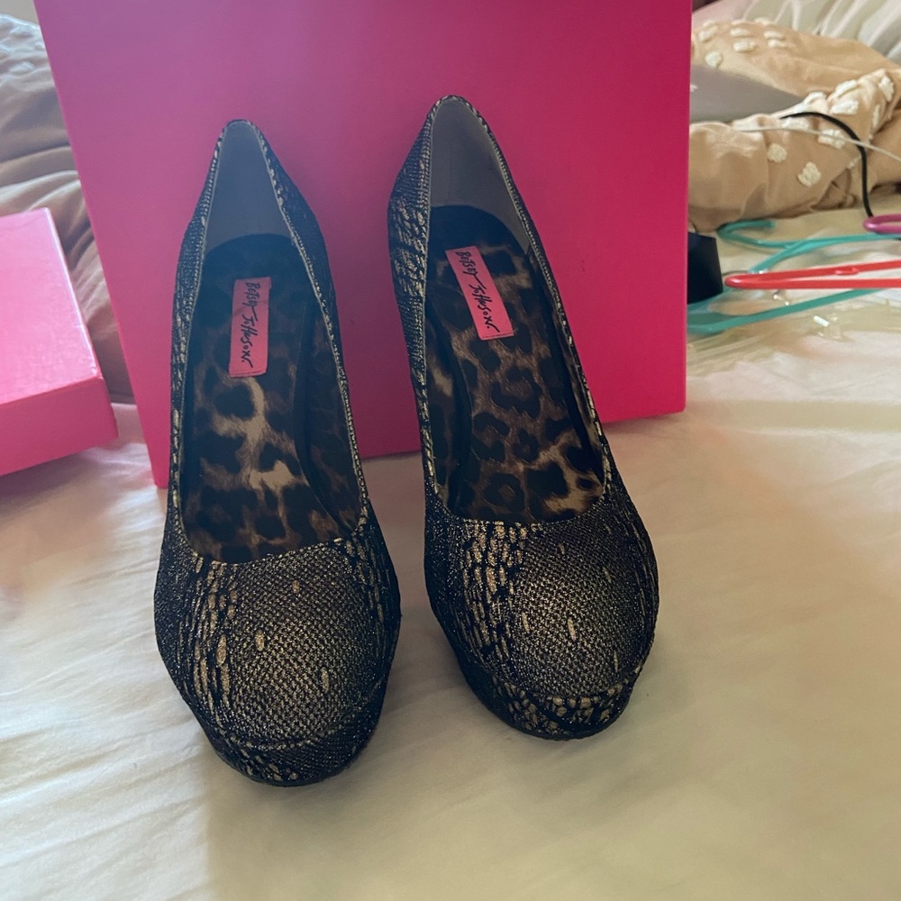 Betsey Johnson High Heels size 9